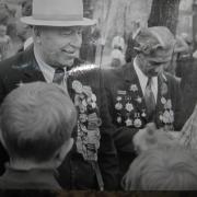 А.К. Иванников и С.А.Свиридов на митинге.